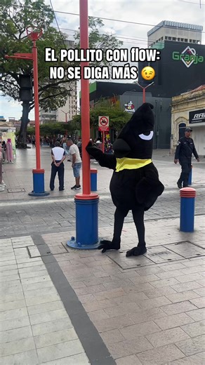 Videos de Pollito Cronch (@pollitocronch) con “Call Out My Name - The Weeknd”