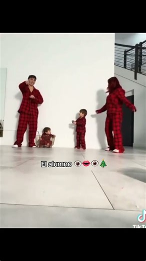 Zeuss whyyyy..... 😅😆🤭 #humor #carlosalberto #comedy #viral #jokes