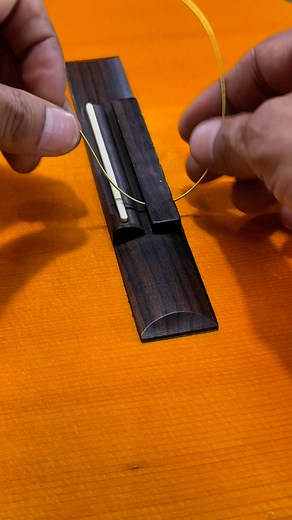 25K views · 148 reactions | Nylon String Tie #luthier #laudero #reparadordeinstrumentos #nylonstring | Humberto Perez | Facebook