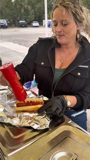 Another Busy Day on the Hot Dog Cart ☀️🌭Full Vlog Below! #viralvideo #jacksonville #florida