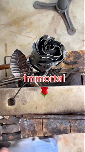 Creating The Immortal Rose: A Blacksmith Art Steel Masterpiece