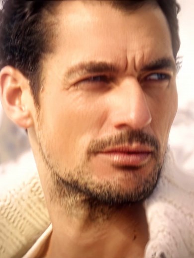 David Gandy: Male Model Excellence on the Runway