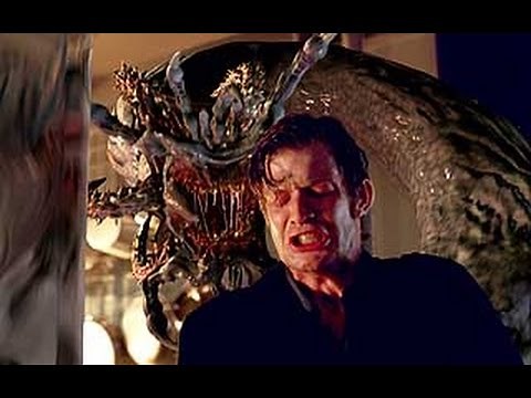 DEEP RISING: El Misterio de las Profundidades (Trailer español)