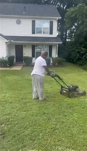 11K views · 108 reactions | Do you know how many people my age dead or incapacitated? Or didn’t reach my age. I’m pulling my lawnmower all by myself and you making fun. Just spoke to one of my age mates in a nursing home using a walker, I’m blessed to be alive and able to move around. You all can kiss my ass. | Samuel Jackson | Facebook