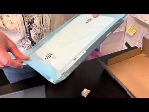 HP laptop Replace flickering screen. Easy DIY repair at home.