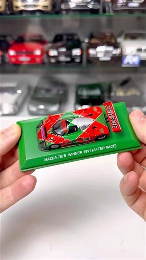 Mazda 787B - Winner 1991 (after race) by Kyosho 1:64