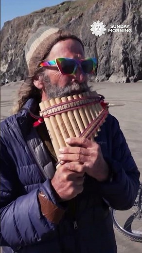 Sand artist creates intricate beach labyrinths in Bandon, Oregon #shorts