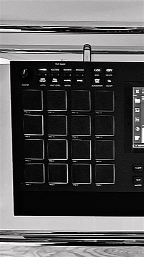 Dark rap beat with hard-hitting drums and raw textures — no melody needed. Sometimes less is more in 90s rap. Could you freestyle over this? Which part hits you the most? Drop a comment! Weekly MPC beats and performances — a sub to my YouTube would be a huge support! Link in bio. Old School MPC Boom Bap Beat – Raw Drums, no Melody #boombap #rapbeats #hiphop #beats #producer