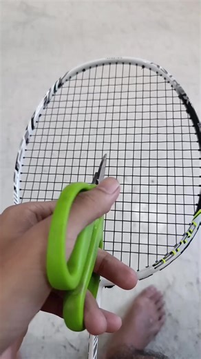 Replacing Strings on Yonex Astrox 99 Pro Badminton Racket