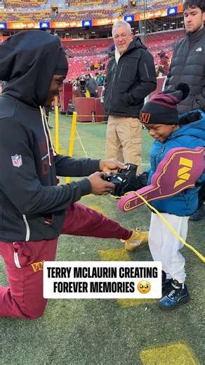 NFL on Instagram: "His smile was priceless 🫶 PHIvsWAS – 5pm ET on FOX/FOX One watch.nfl.com"