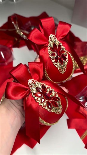 DIY kits available on Etsy. #diy #cristmasdecor