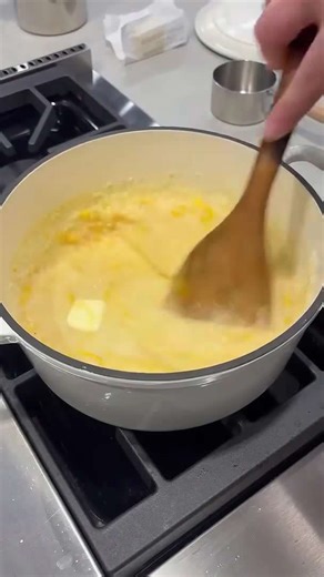 Simple southern style shrimp & grits