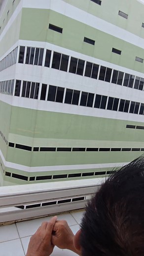 洗屋 | Lam Yar Yee