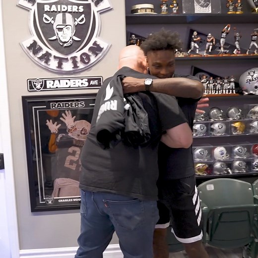 75K views · 881 reactions | Henry Ruggs came through to take this Las Vegas Raiders fan cave to the next level!  : #BALvsLV -- Tonight 8:15pm ET on ESPN/ABC : NFL app | NFL | Facebook