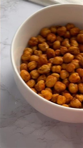 You Won’t Stop Eating These Crunchy Chickpeas