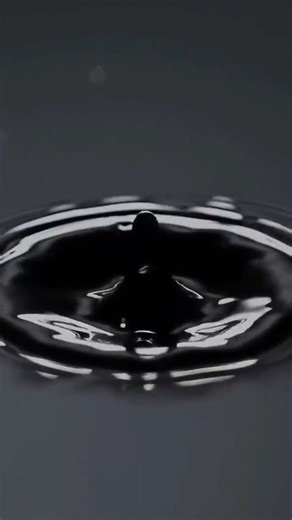 Deborah Franca | Video completo Invisível aos olhos é a música mais visceral e importante do EP para mim, ela traz uma carga de sentimentos gigantesca,... | Instagram