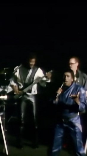 With ‘Nightshift,’ we welcomed J.D. Nicholas as a permanent member to The Commodores. The album’s title track, a tribute to Marvin Gaye and Jackie Wilson, would reach #3 on the Billboard Hot 100 and earn us our only GRAMMY award! -- #commodores #commodoresretrospective #nightshift #80smusic #jackiewilson #marvingaye | The Commodores