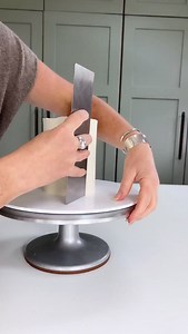 Ｗｅｄｄｉｎｇ Little time lapse of yesterdays wedding cake. I loved making this one. What do you think of the Autumn vibe? All carrot cake layered with a hint of orange buttercream and buttercream flowers. Yum. Rachel x . . #cakeart #art #flowers #buttercream #buttercreamart #edibleflowers #pipingskills #pipedflowers #floralpiping #cupcakeideas #cakemasters #buttercreamflowers #trending #weddingcupcakes #weddingcakemaker #love #reels #icing #tutorials #cakedesigner #beautifulcakes #food #frosting #art