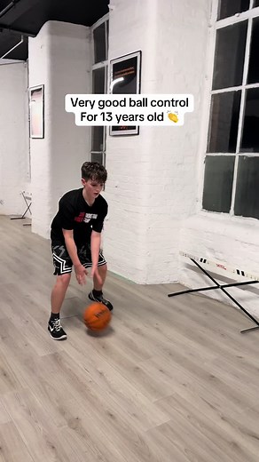 Very impressive ball control from my client Austin 👏🏀 #robproctorcoaching #evoelite