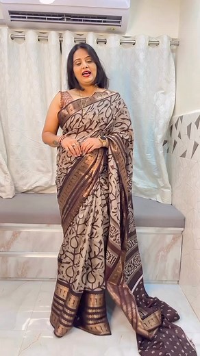 2.3K views · 18 reactions | Booking no 090826 40473Price 750/- free shipping *SAREES FEBRIC ~* PURE COTTON POLYESTER WITH FULL JAEQURD BORDER ,,,, *SAREES LENGTH ~* 6.30(with blouse) *BLAUSE LENGH ~* 0.80◾️ Single pc available ◾️ premium quality products ◾️ Ready Stock *ALL IMAGES ARE REAL MODELING*Ready to ship | Lavanya collection | Facebook