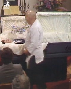 John Byner and Billy Barty come together in this sketch from the hit comedy show BIZARRE, as a priest and pro wrestler mourning the loss of a former professional wrestler with all the theatrics of a "real" match. #johnbyner #billybarty #bizarre #sketchcomedy #prowrestling #wwe #80s #comedy | Clown Jewels