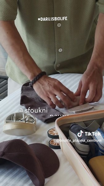 Odlétáš mimo Evropu? ✈️ Připiš si do kalendáře darování plazmy ještě před odletem a nenech si ujít extra finanční bonus za přivedení nového dárce! 🧡 ⏳ Po návratu z mimoevropských destinací si na další odběr budeš muset 28 dní počkat. 👉 Využij čas strávený mimo Česko jako povinnou pauzu mezi darováními a zajdi darovat ještě před odjezdem! #biolife #pomahejte #darujteplazmu #krevniplazma #brno #liberec #most #olomouc #ostrava #pardubice #plzen #ustinadlabem #zlin #hradeckralove #karvina