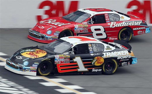 NASCAR fan gets rare tour of Dale Earnhardt Inc (Photos) - Racing News