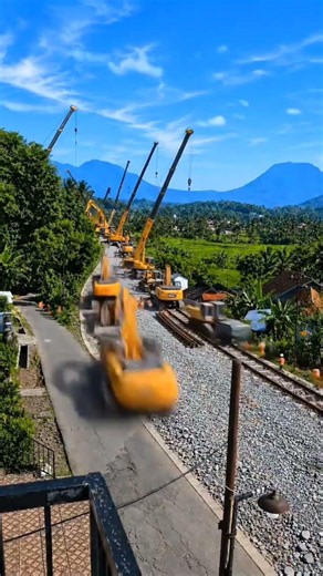 Watch Heavy Machines Build a Brand-New Highway! 🚜🛣️
