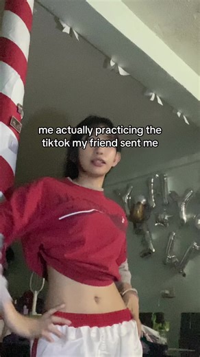 Facial Expressions Challenge in TikTok Practice Sessions