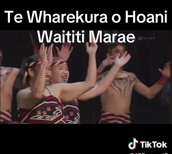 Te Wharekura o Hoani Waititi Marae: A Maori Celebration