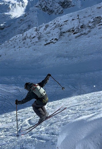 Experience the Thrill of Flat Spin Skiing