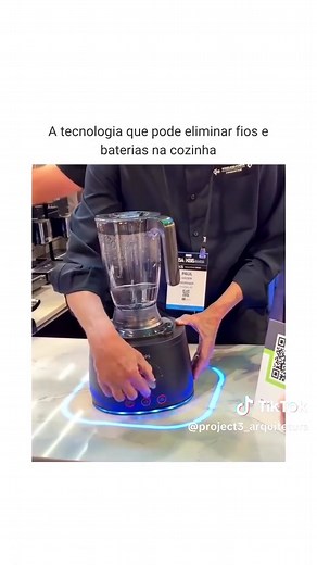 A cozinha do futuro está mais perto do que você imagina ⚡️✨ Esqueça os fios, tomadas e aquela bagunça visual… A nova tecnologia de energia sem fio promete transformar completamente a forma como usamos nossos eletrodomésticos. Com o padrão Ki, basta posicionar o aparelho na base e pronto: ele funciona — sem cabos, sem complicação. E não é só sobre praticidade… Estamos falando de mais liberdade no layout, mais segurança e um ambiente muito mais clean e sofisticado. Enquanto o carregamento por indu