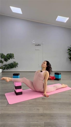 How to Do Splits Fast 🔥 Full Routine on My Channel