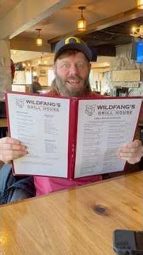 Wild Fangs in Springfield, Oregon BURGER REVIEW #americanfood #mukbang #cheeseburger