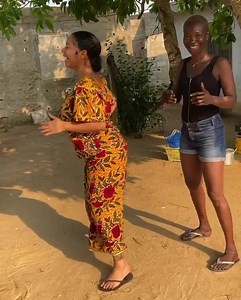 2.2M views · 23K reactions | Maman ❤️ profitez de 10% de réduction sur tous achats sur notre site internet www.flawlessskin.shop joyeux noel ma Flawless team | Zena Alisar Khalil | Facebook