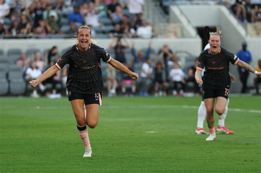 Angel City FC 4, Chicago Stars 0: Statement made as Los Angeles opens up new season with big win