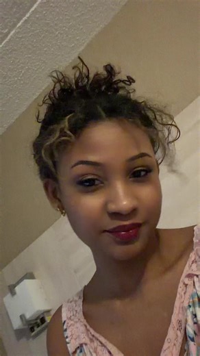 iesha🇬🇾\\🇺🇸 (@iesha627)’s videos with original sound - Angie Lolo