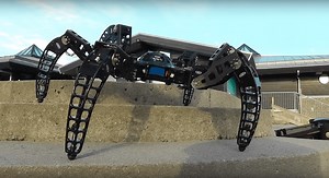 Cette tarentule robot géante pourrait servir dans des missions de sauvetage