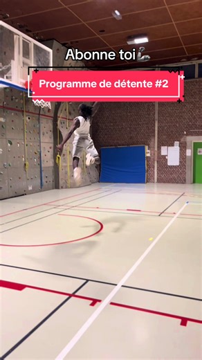 Enregistre et fais ces exercice et donne-moi tes résultats en commentaire #viral_video #basketball #dunks #bounce #détente