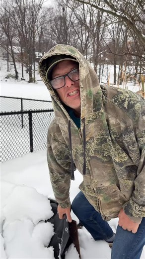 Always geode time! #crackinggeodes #snowfall #snow #gratitudepost #indianageodes | RockHunter Mark