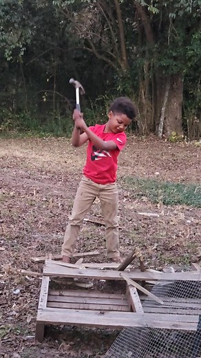 HE SAID HE WANNA BE IN A STRONG MAN COMPETITION TO WIN 1 MILLIE..CANT NEVER LEAVE HIM ALONE WITH A HAMMER.. EVERYTHING DESTROYED 藍#STRONG | Heather Turner | Facebook