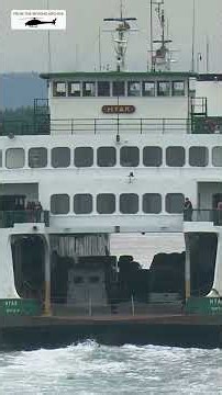 Skyking Archive: The ferry Hyak sails through the San Juan Islands (2010)