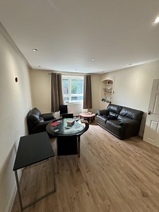 3-Bedroom Furnished Flat Near Aberdeen University