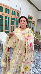 196K views · 5.9K reactions | Pakistan sey kaprey uk kessy mangwati...