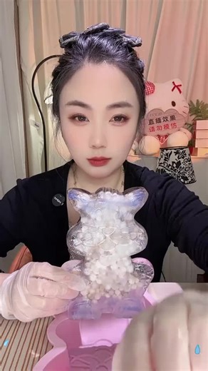 Ice Cat Mukbang: Enjoying Ice Treats ASMR