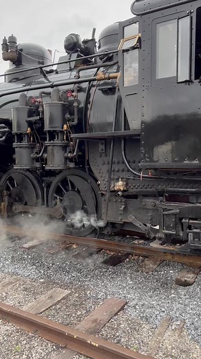 26K views · 1.5K reactions | Train Engineer describes to me the injector process, I know some things but not everything! #train #steamlocomotive #trains #reelsinstagram #reel | Big Trains | Facebook