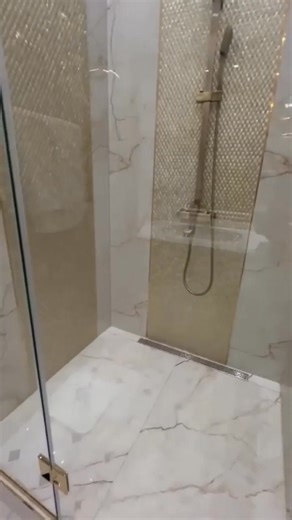 Beautiful modern bathroom | Small Bathroom Ideas