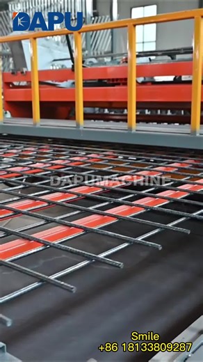 Automatic mesh falling&turn-over device #wiremeshweldingmachine #wiremeshmachine #meshweldingmachine #meshfallingmachine #machine #DAPU #reinforcement #steelbar
