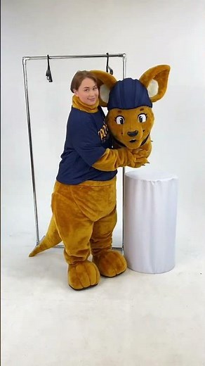 How to put on the kangaroo mascot costume?🦘❤️