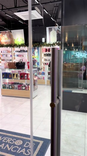 ¿Ya nos visitaste? 💙✨ Distrito Polanco Sótano 1, bajando las escaleras que están a la derecha del McDonald’s #Polanco #UniversoDeFragancias #Viral #FraganciasOriginales